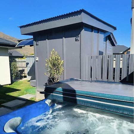 Gorgeous Cabin - Spa Pool! Queenstown Dış mekan fotoğraf